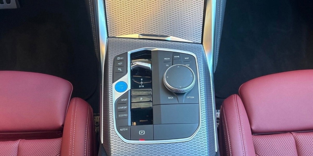 BMW i4 M60 xdrive MSport Pro (9)