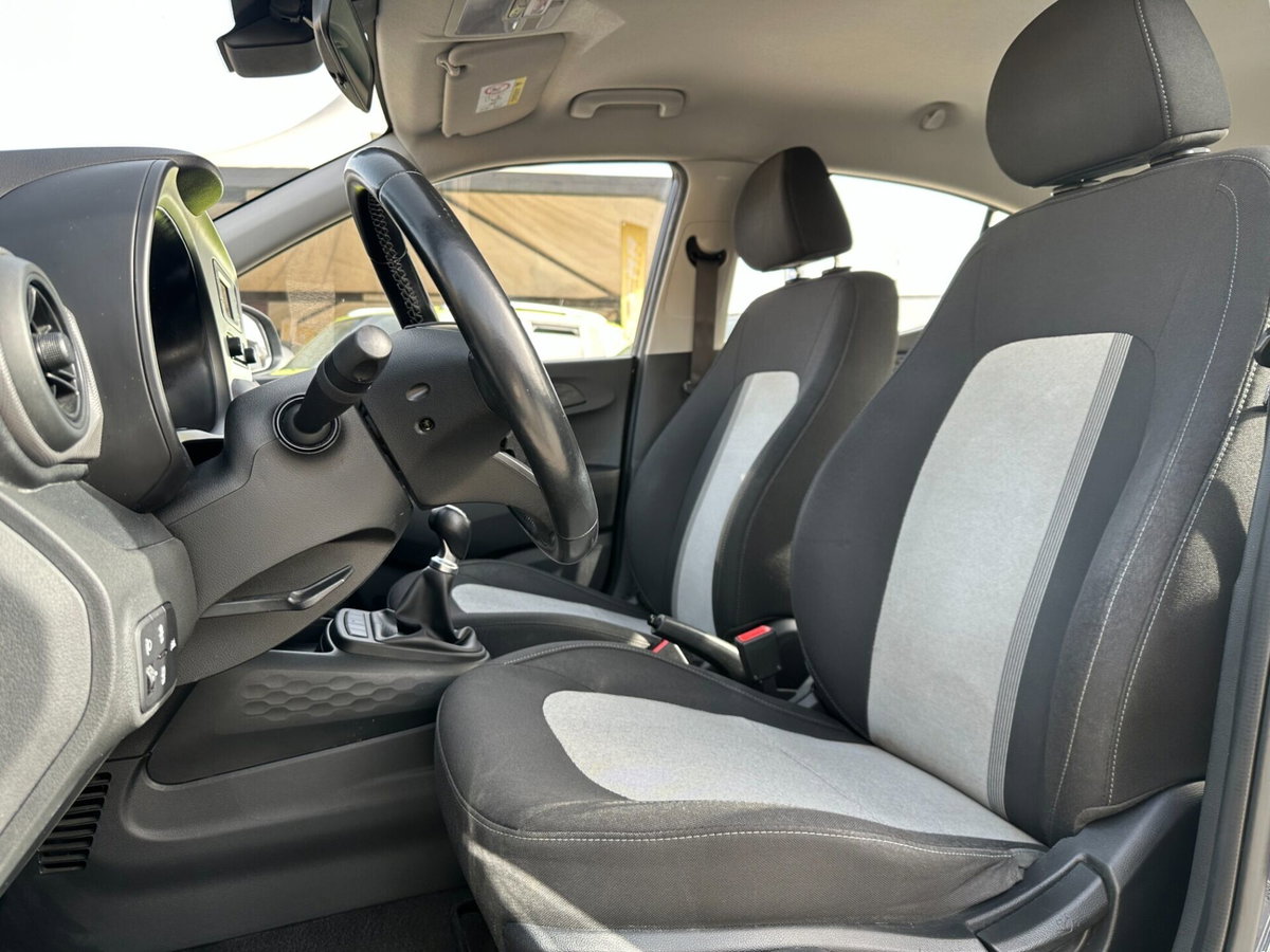 Hyundai i10 1.0 MPI Advanced (13)