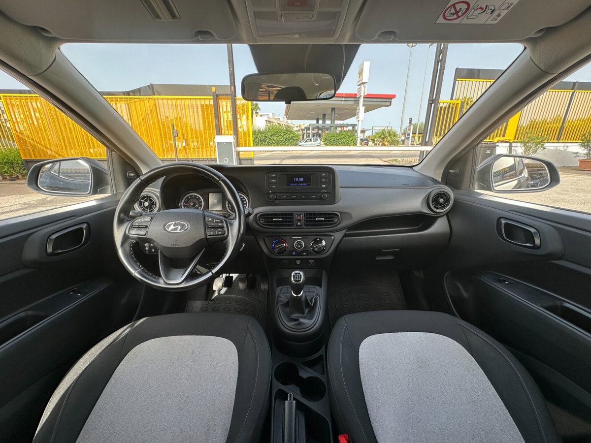 Hyundai i10 1.0 MPI Advanced (16)