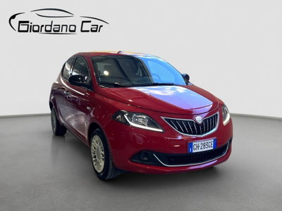 Lancia Ypsilon 1.0 FireFly 5 porte S&S Hybrid Ecochic Silver (3)
