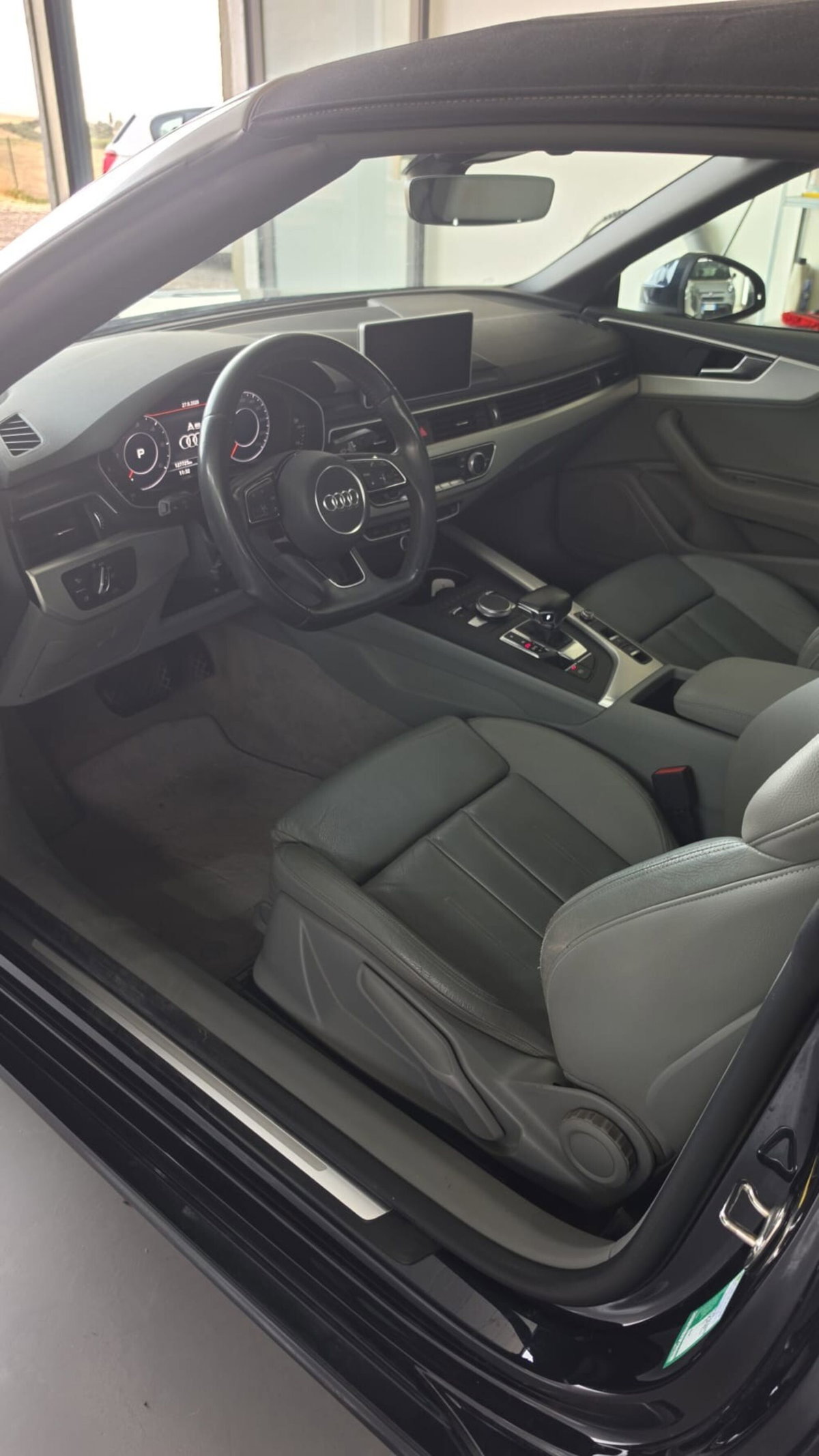 Audi A5 Cabrio 2.0 TDI 190 CV S tronic Business Sport (3)