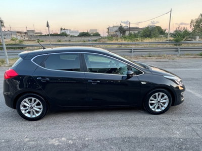 Kia Ceed 1.6 CRDi 115 CV 5p. Pure (4)