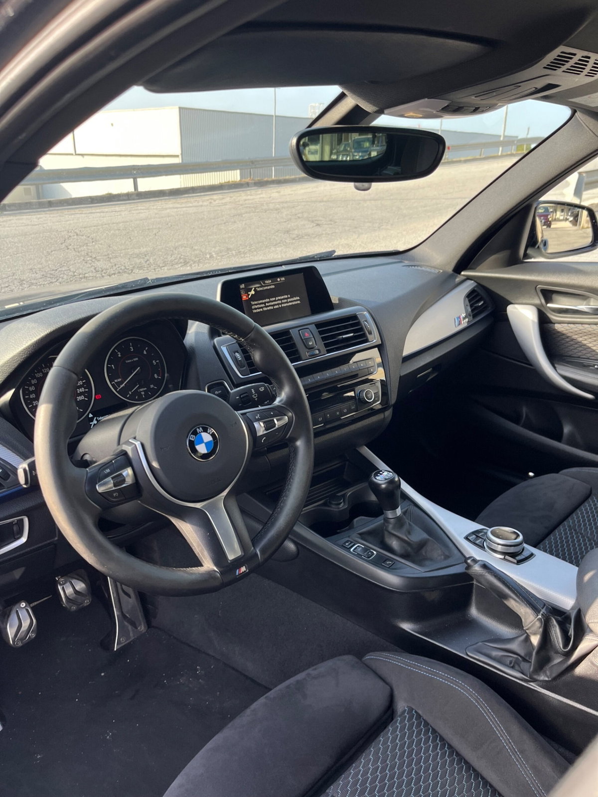 BMW Serie 1 116d 2.0 116CV cat 5 porte Attiva DPF (8)