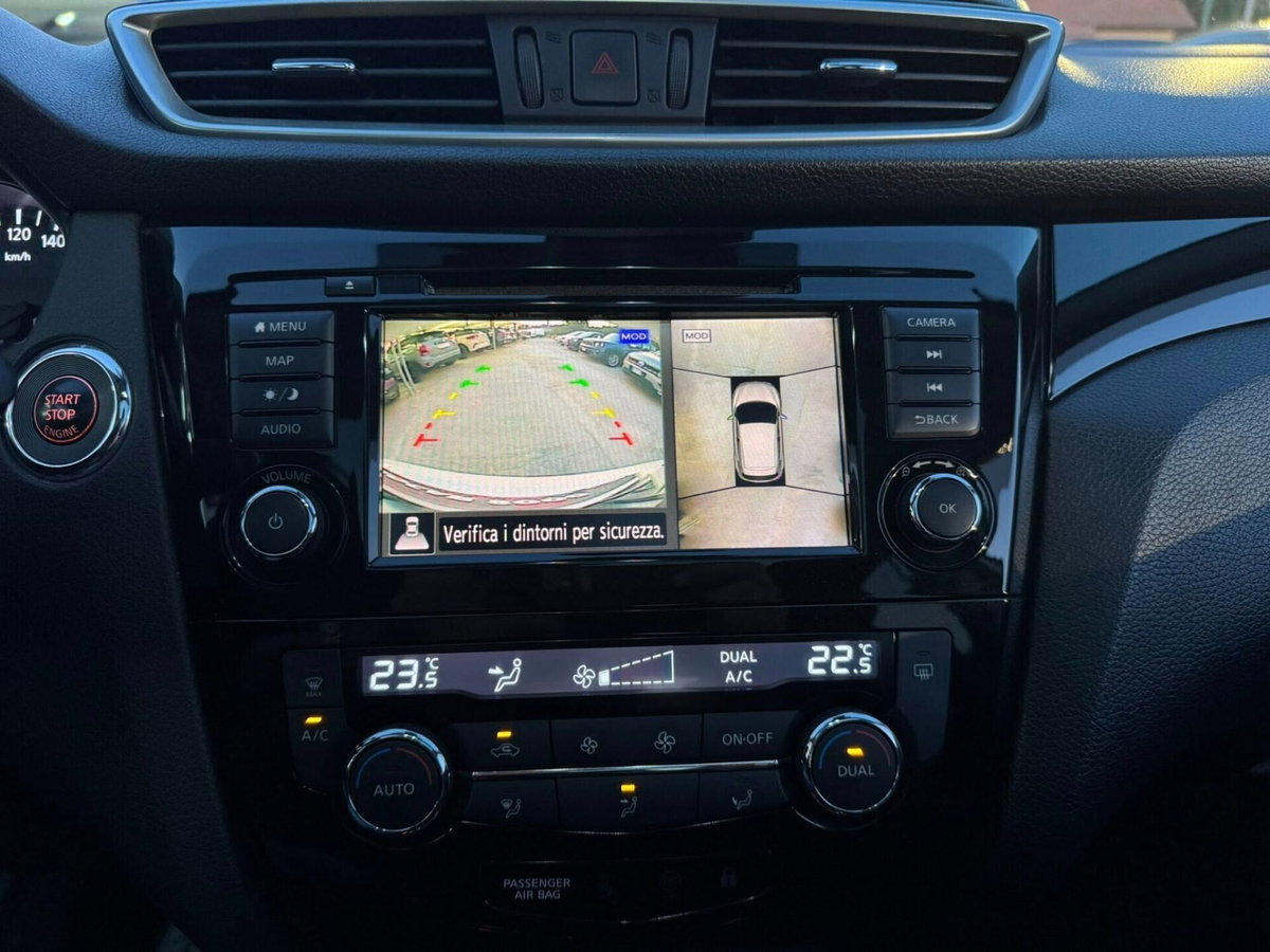 Nissan Qashqai 1.5 dCi 115 CV Tekna (9)