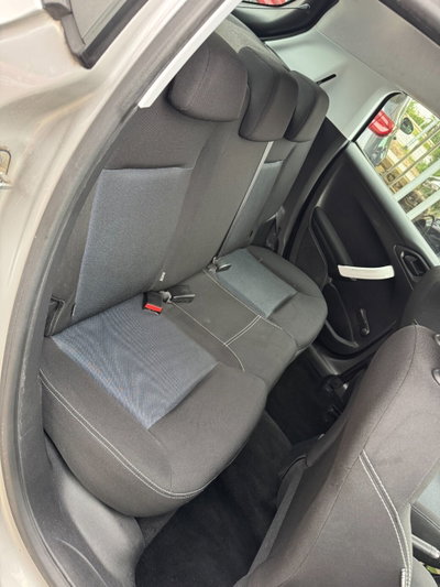 Peugeot 208 68 5 porte Active (10)