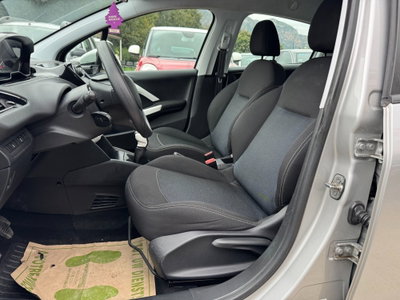 Peugeot 208 68 5 porte Active (7)