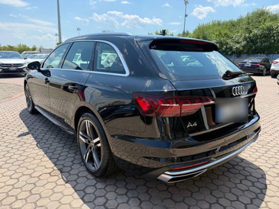 Audi A4 Avant 35 TDI/163 CV S tronic Business Advanced (7)