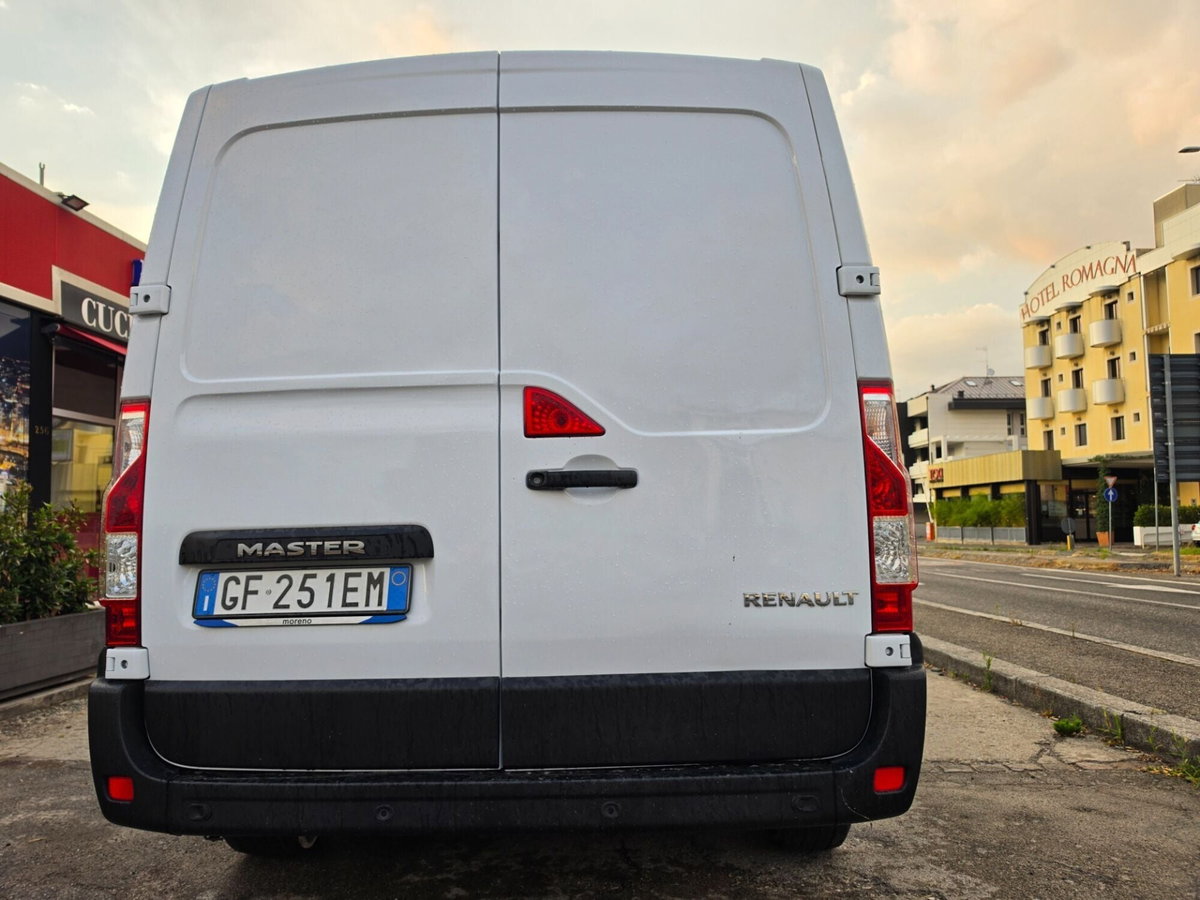 Renault Master Furgone T35 2.3 dCi 135 PC-TM Furgone Ice (5)