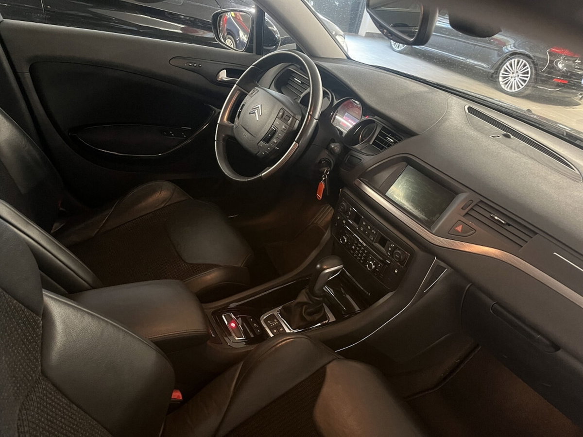 Citroen C5 Station Wagon 2.0 HDi Exclusive (8)