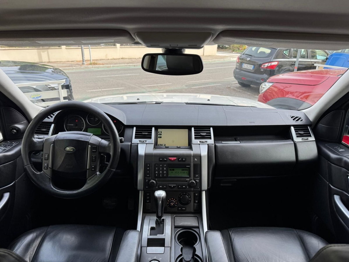 Land Rover Range Rover Sport 2.7 TDV6 HSE (14)