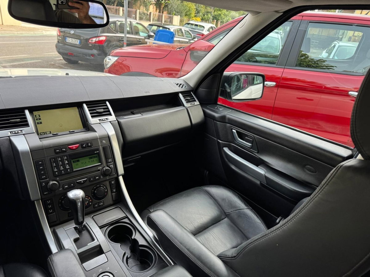 Land Rover Range Rover Sport 2.7 TDV6 HSE (19)