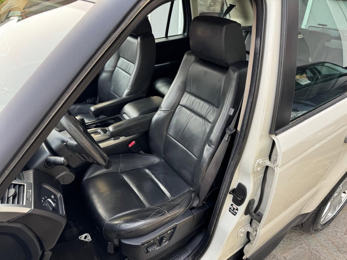 Land Rover Range Rover Sport 2.7 TDV6 HSE (20)