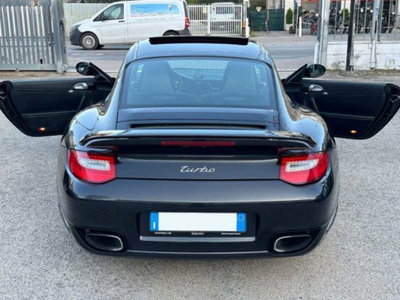Porsche 911 Coupé Turbo (10)