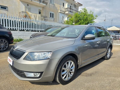 Skoda Octavia Station Wagon 1.4 TSI DSG Wagon Executive G-Tec (13)