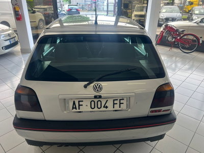 Volkswagen Golf 2.0 16V cat 5p GTI 20 Years Edition (5)