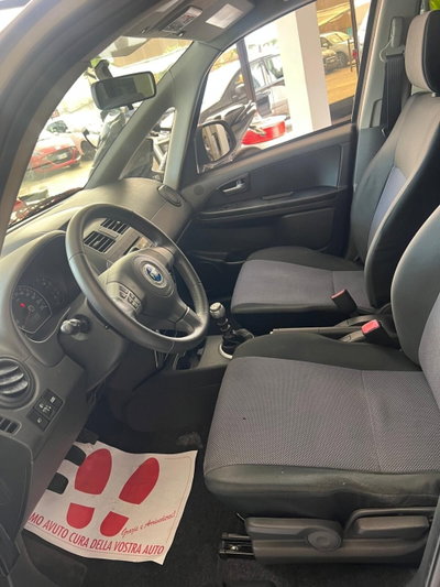 Fiat Sedici 1.9 MJT 4x4 Emotion (8)