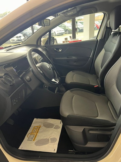 Renault Captur 1.5 dCi 8V 90 CV EDC Energy R-Link (8)
