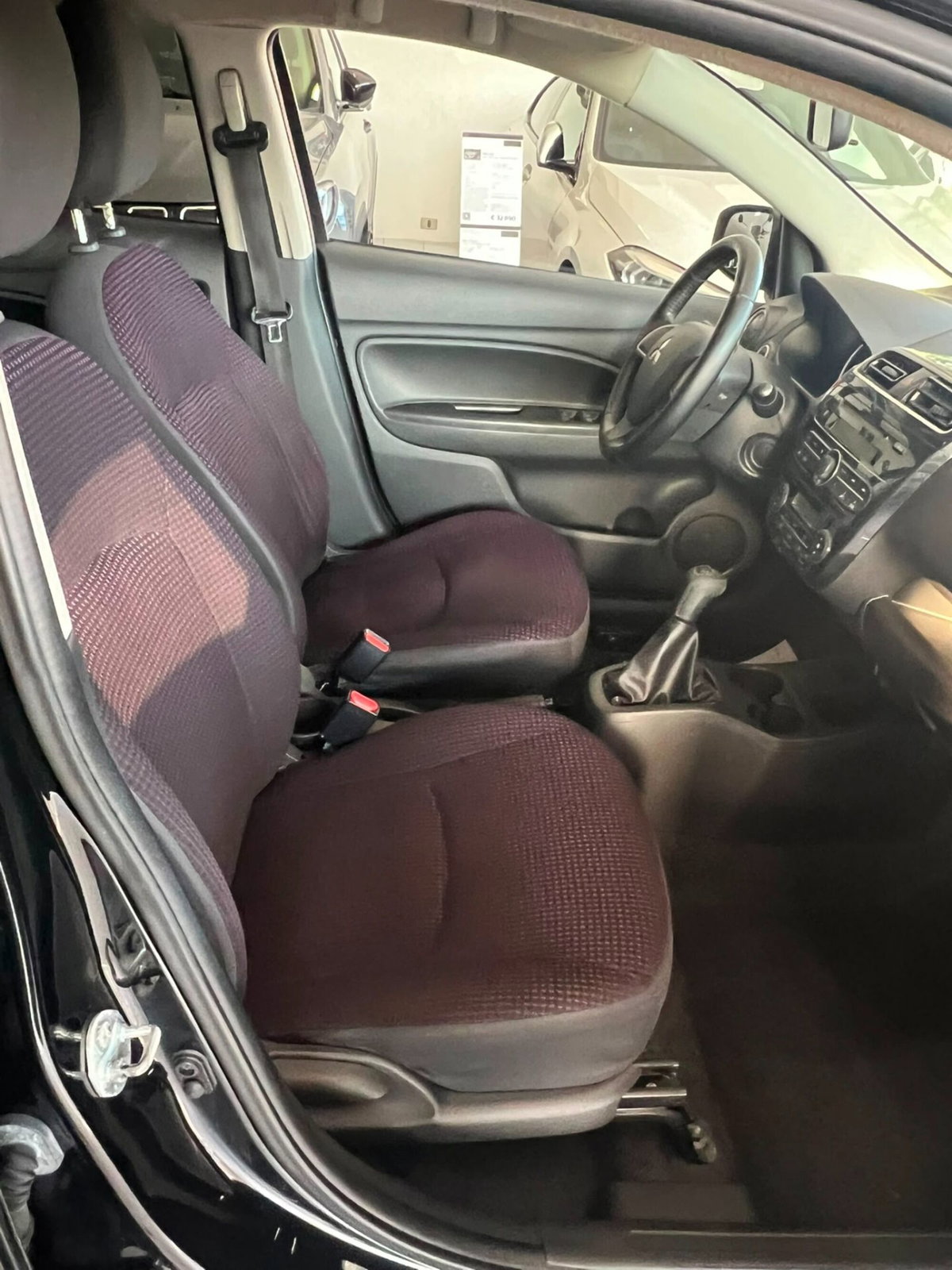 Mitsubishi Space Star 1.2 Intense SDA (9)