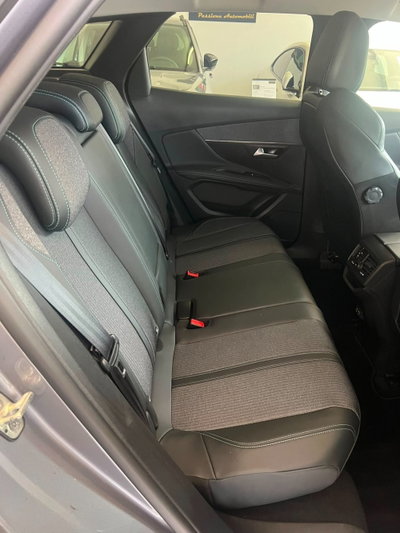 Peugeot 3008 BlueHDi 130 S&S EAT8 Active Pack (9)