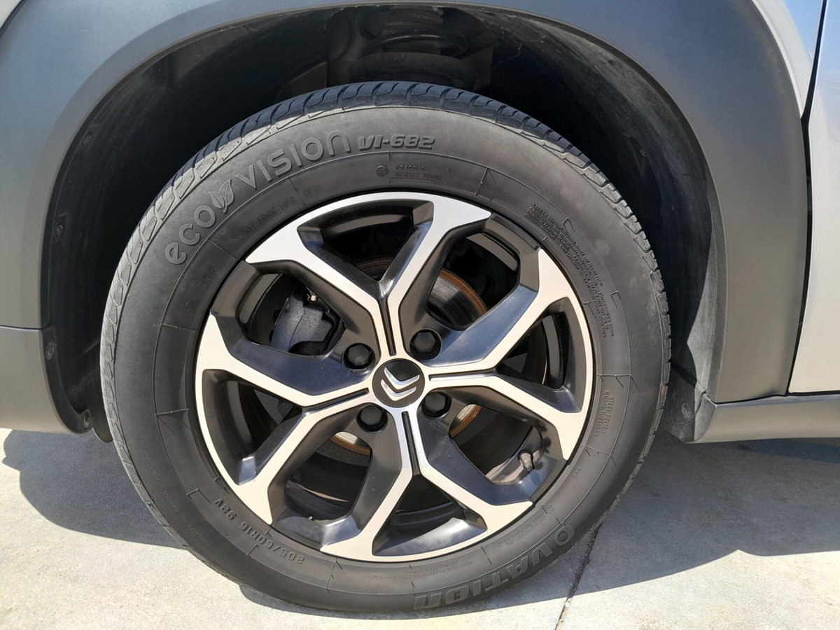 Citroen C3 Aircross BlueHDi 110 S&S Shine Pack (11)