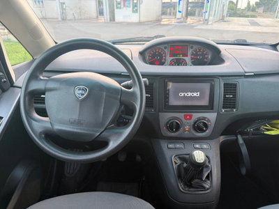 Lancia Musa 1.3 Mjt 95 CV DFN Diva (10)