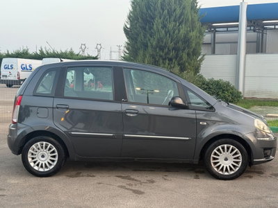 Lancia Musa 1.3 Mjt 95 CV DFN Diva (4)