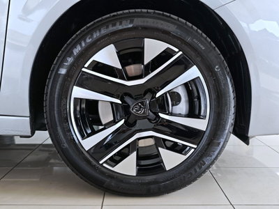 Peugeot 208 PureTech 100 Stop&Start 5 porte Allure (6)