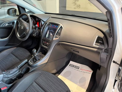 Opel Astra 1.7 CDTI 130CV 5 porte Cosmo (13)