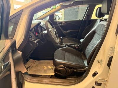 Opel Astra 1.7 CDTI 130CV 5 porte Cosmo (8)
