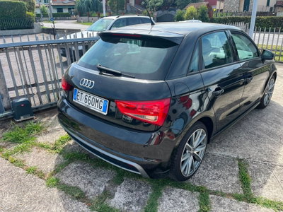 Audi A1 Sportback 1.6 TDI S tronic S line edition plus (3)