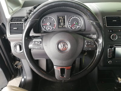 Volkswagen Touran 1.6 TDI Comfortline (10)