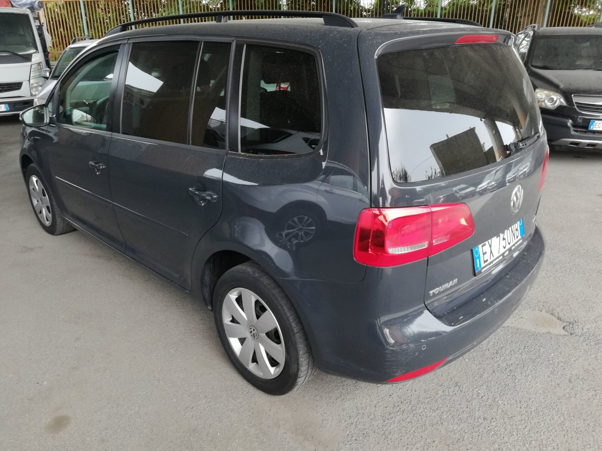 Volkswagen Touran 1.6 TDI Comfortline (4)