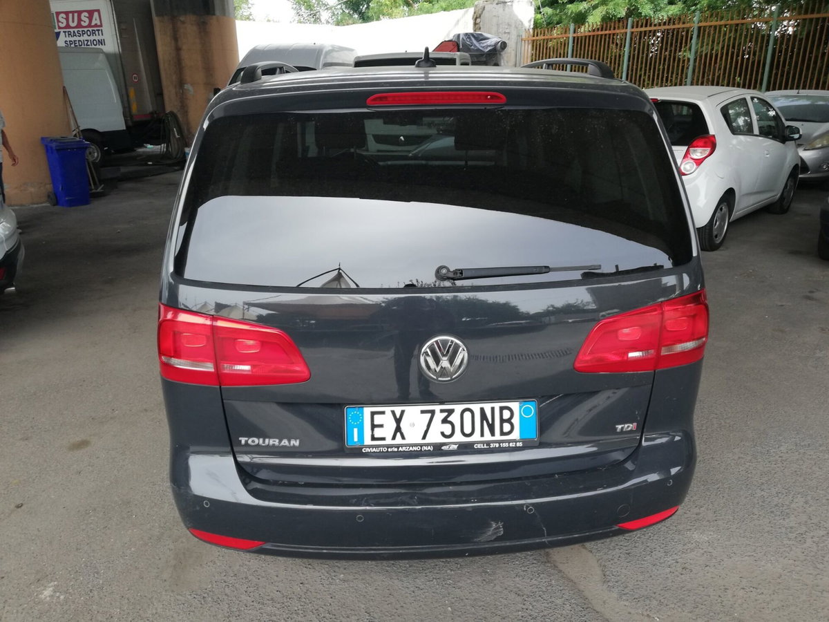 Volkswagen Touran 1.6 TDI Comfortline (5)
