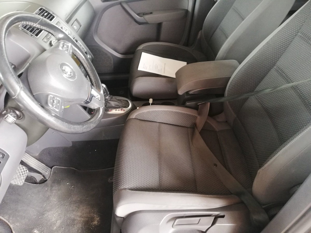 Volkswagen Touran 1.6 TDI Comfortline (8)