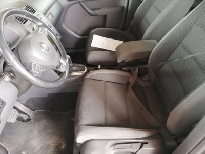 Volkswagen Touran 1.6 TDI Comfortline (8)