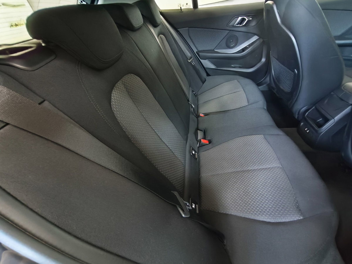 BMW Serie 1 116d 2.0 116CV cat 5 porte Attiva DPF (17)