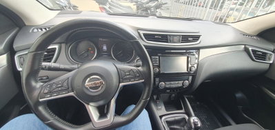 Nissan Qashqai 1.5 dCi N-Connecta (5)