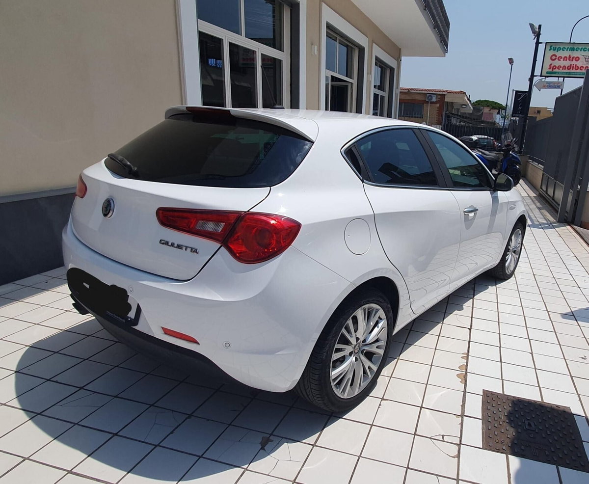 Alfa Romeo Giulietta 1.6 JTDm Business 120cv (12)