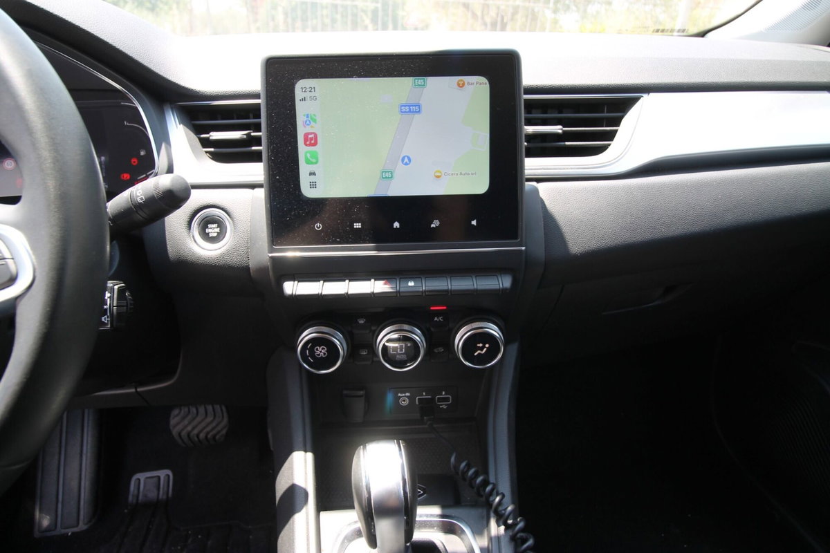 Renault Captur Full Hybrid E-Tech 145 CV Intens (12)