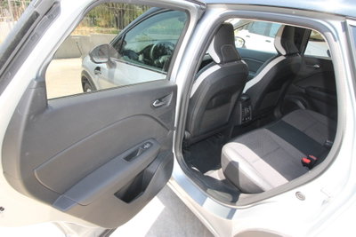 Renault Captur Full Hybrid E-Tech 145 CV Intens (15)