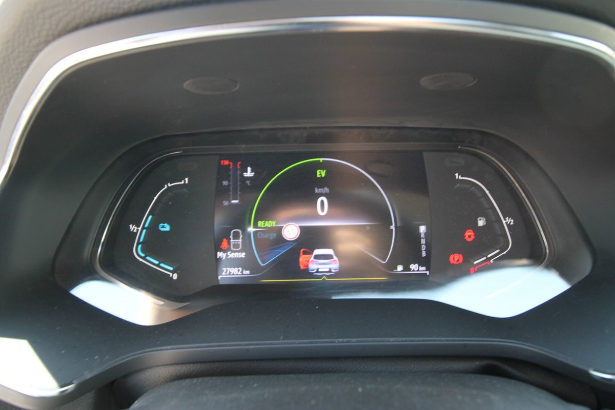 Renault Captur Full Hybrid E-Tech 145 CV Intens (9)