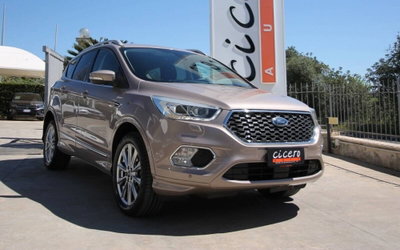 Ford Kuga 2.0 TDCI 150 CV S&S 4WD Powershift Vignale usata