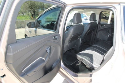 Ford Kuga 2.0 TDCI 150 CV S&S 4WD Powershift Vignale (20)
