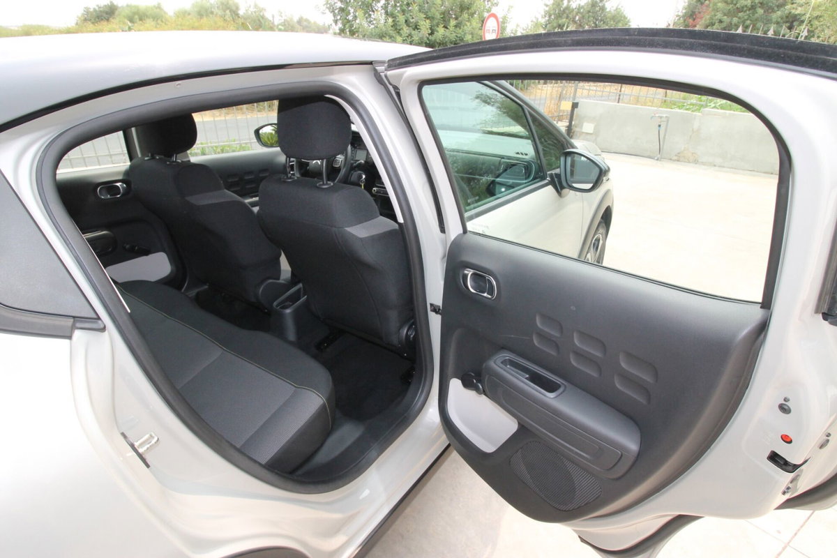 Citroen C3 BlueHDi 100 S&S C-Series (17)