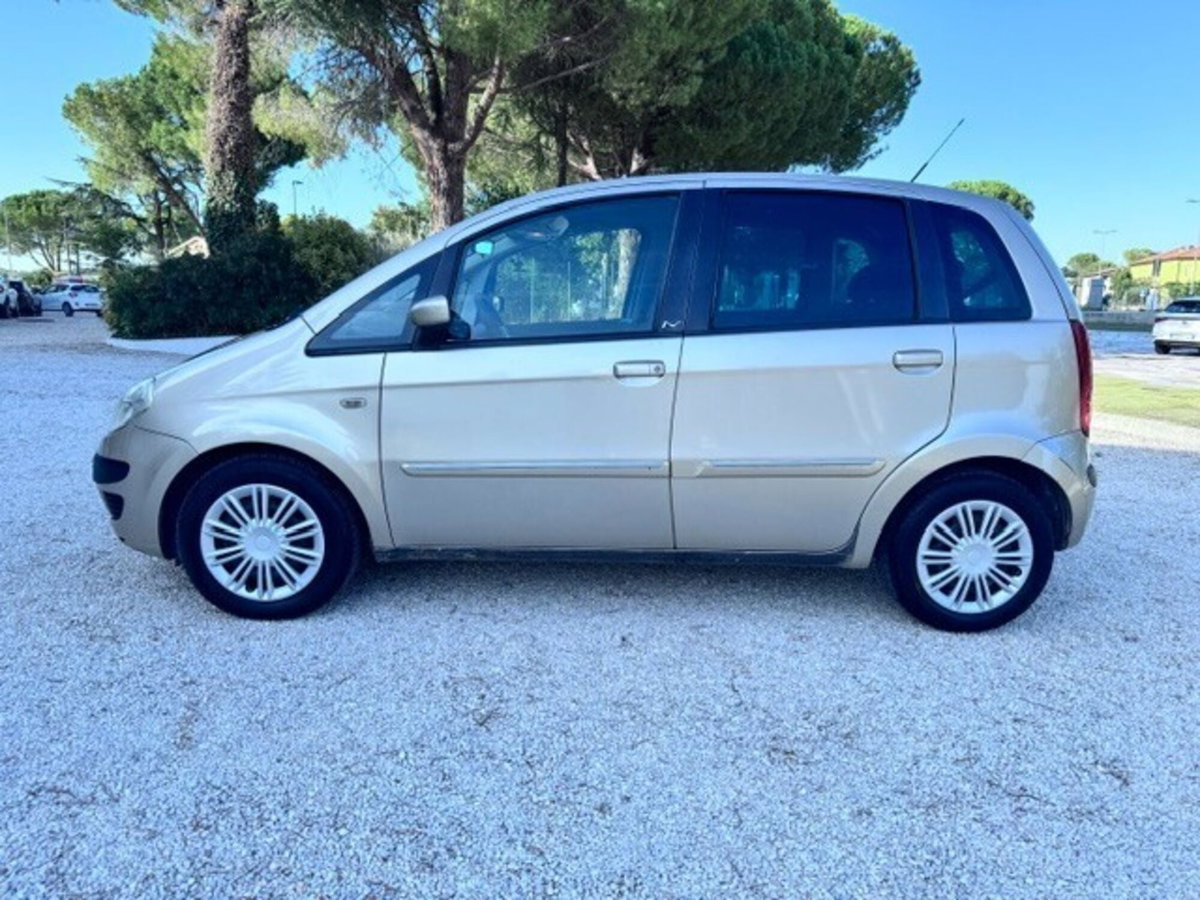 Lancia Musa 1.3 Multijet 16V 70 CV Oro (12)