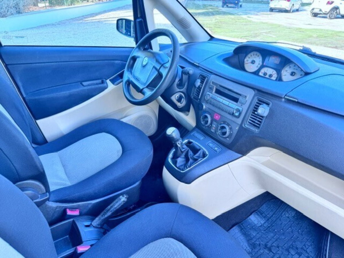 Lancia Musa 1.3 Multijet 16V 70 CV Oro (15)