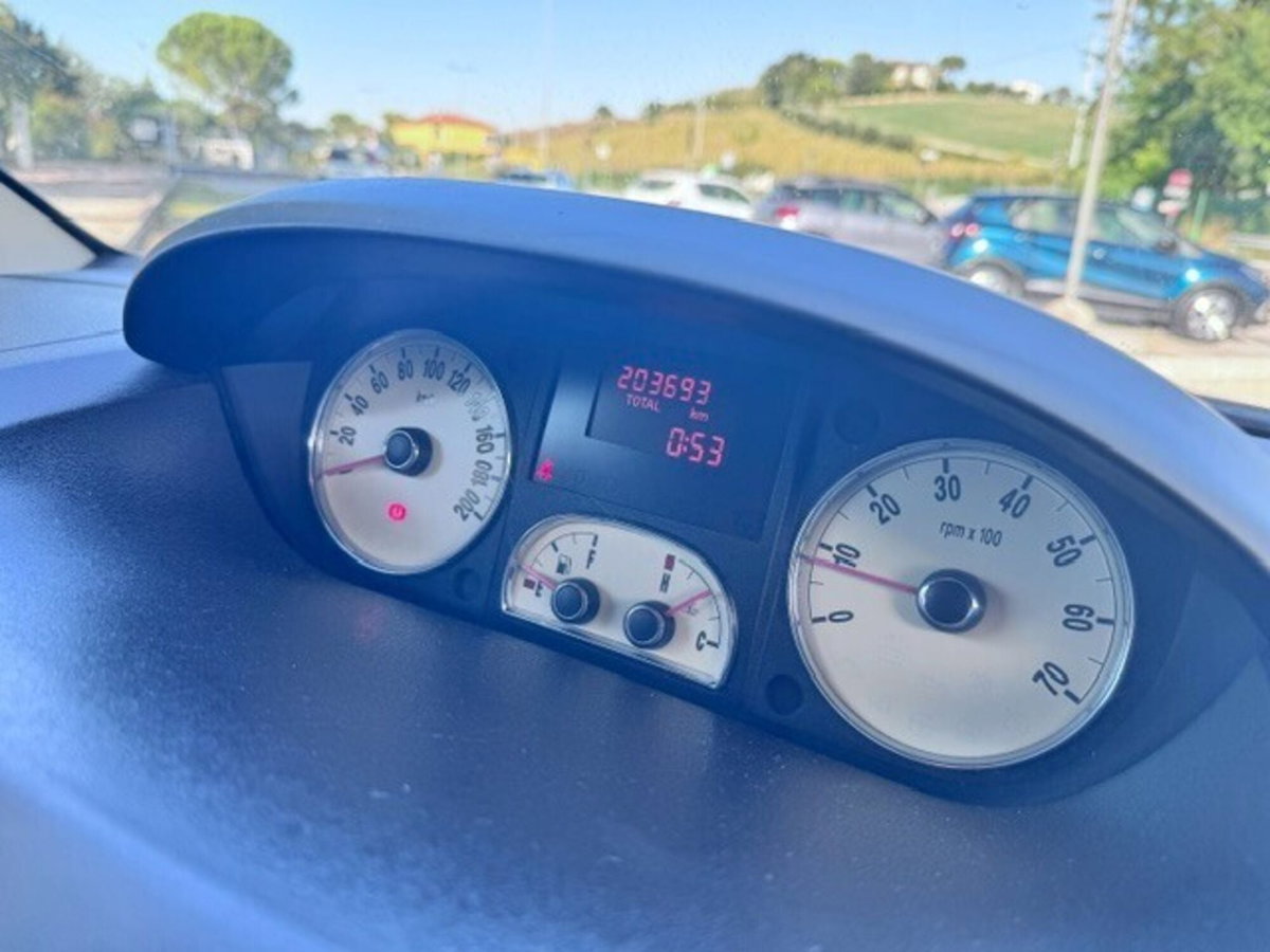 Lancia Musa 1.3 Multijet 16V 70 CV Oro (16)