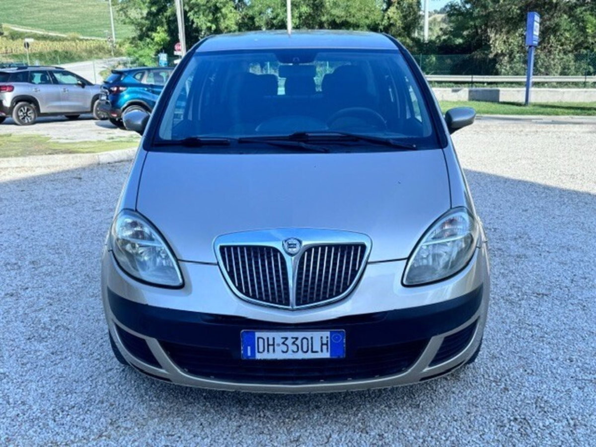 Lancia Musa 1.3 Multijet 16V 70 CV Oro (2)