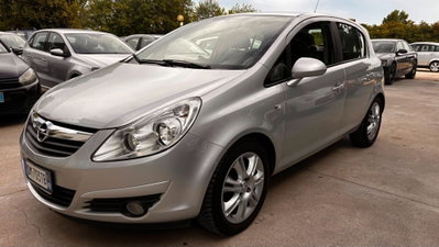 Opel Corsa 1.2i 16V cat 5 porte Enjoy usata