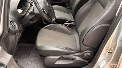 Opel Corsa 1.2i 16V cat 5 porte Enjoy (11)